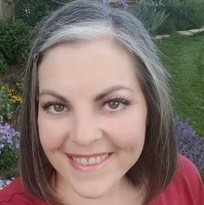 Meet your Posher, Niki